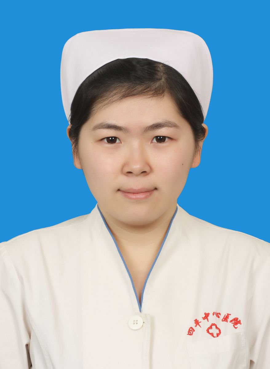 护士 王佳